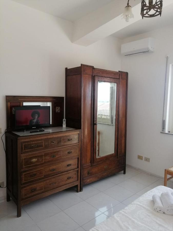 Ad Un Passo Dal Mare Lejlighed Giardini Naxos Eksteriør billede